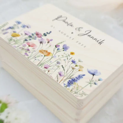 Erinnerungskiste Hochzeit personalisiertes Hochzeitsgeschenk für Brautpaar Holzkiste Erinnerungsbox Geschenkkiste Geschenkbox 30x20x13 cm