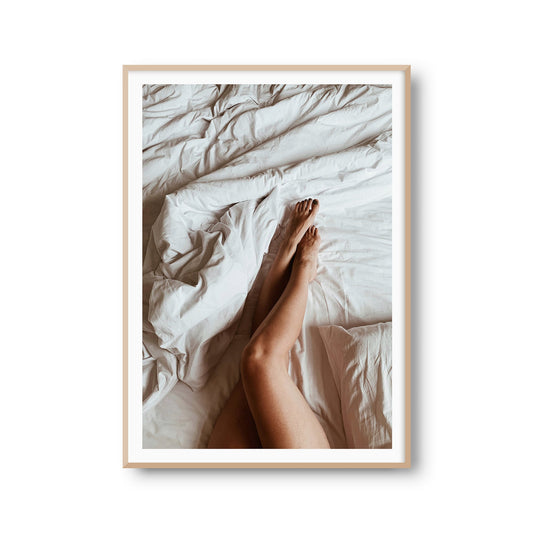 Fotoposter "Frau im Bett" Fotokunst Fotografie Poster Fotoprint Kunstdruck Bild Wanddeko Foto Wandbild Kunst