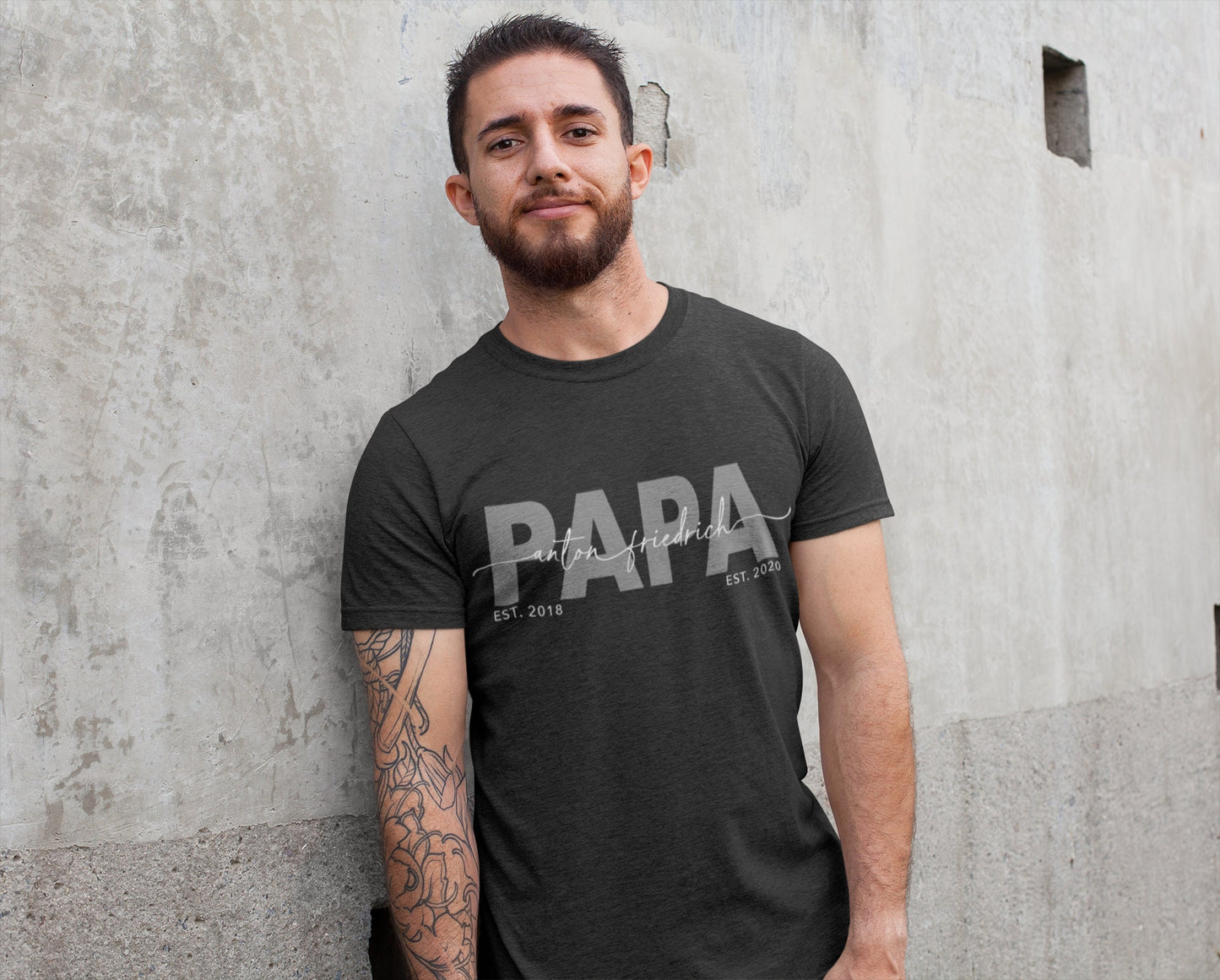 Papa Shirt Personalisiert Vater Geschenk Geburtstag T-Shirt Vatertagsgeschenk